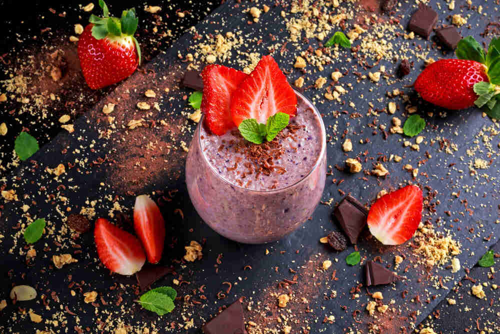 chocolate strawberry mousse smoothie